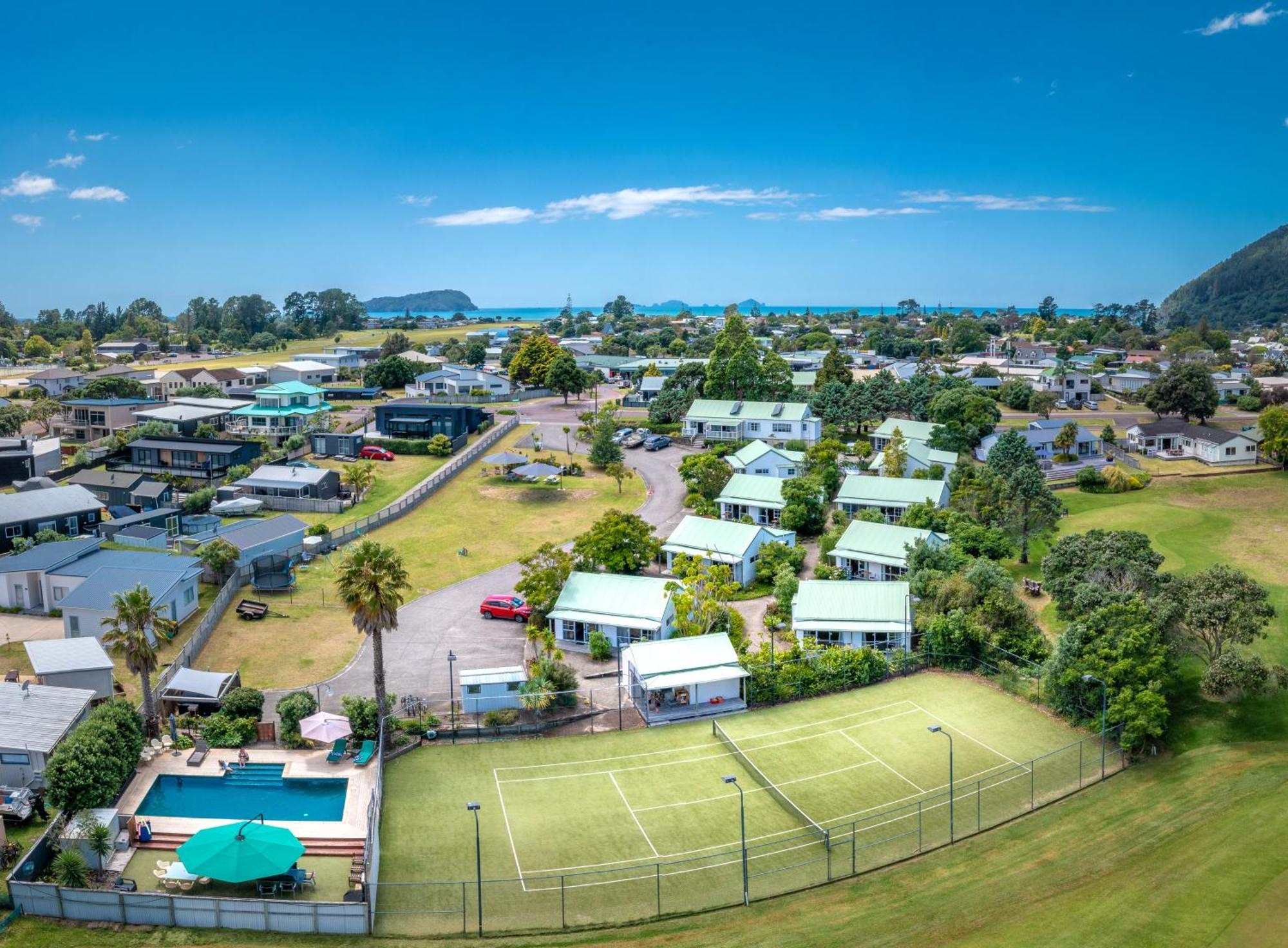 Pauanui Pines Motor Lodge Екстериор снимка