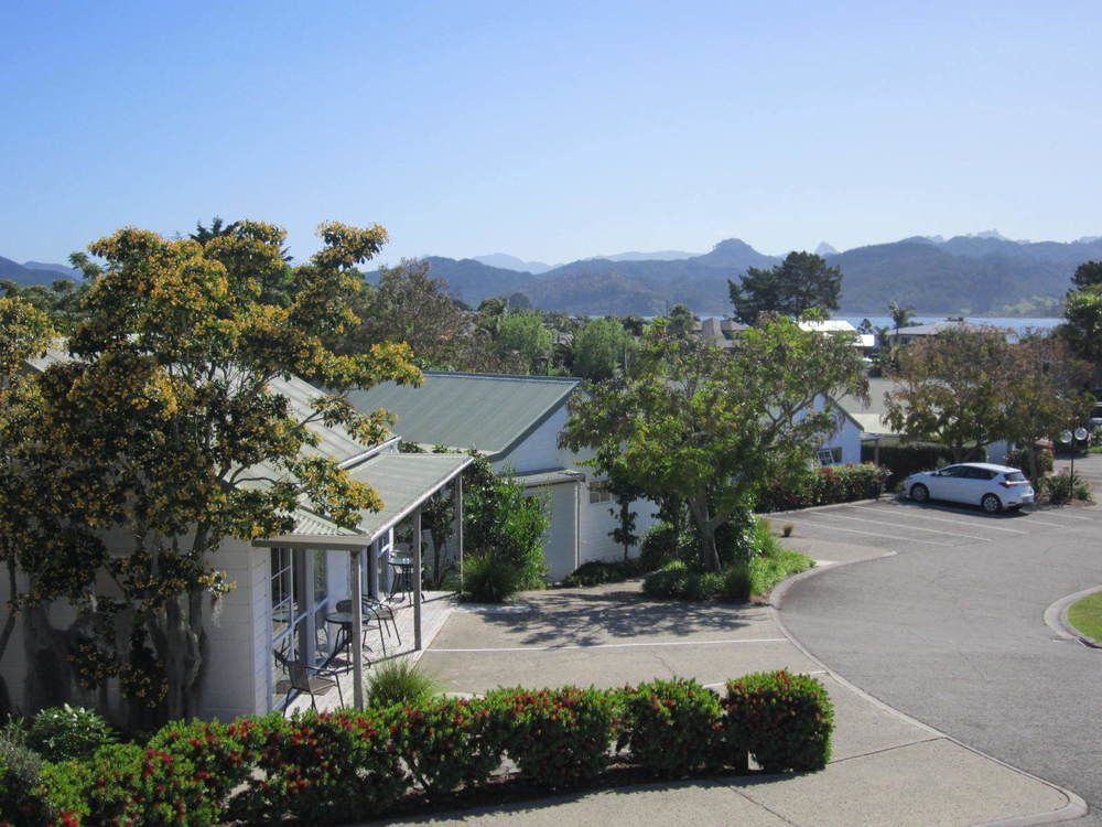 Pauanui Pines Motor Lodge Екстериор снимка