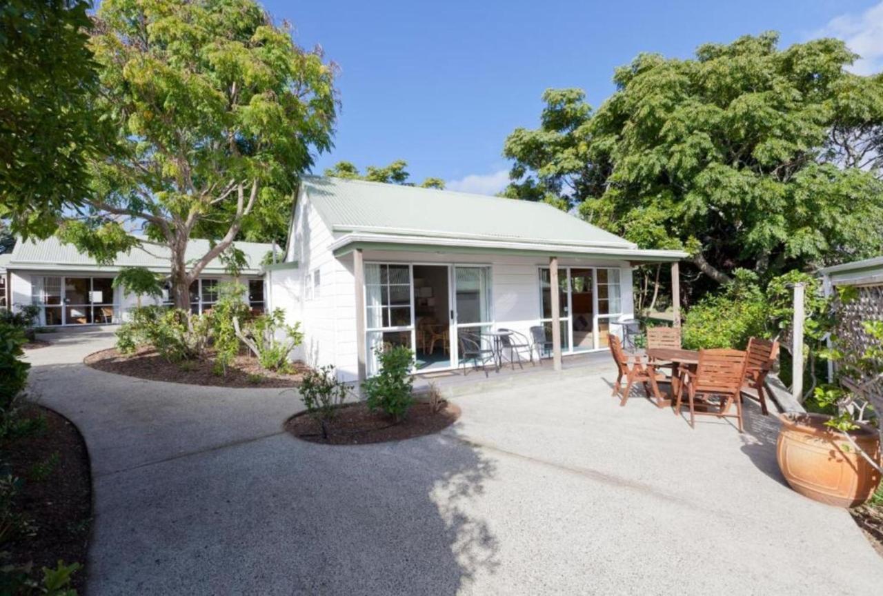 Pauanui Pines Motor Lodge Екстериор снимка
